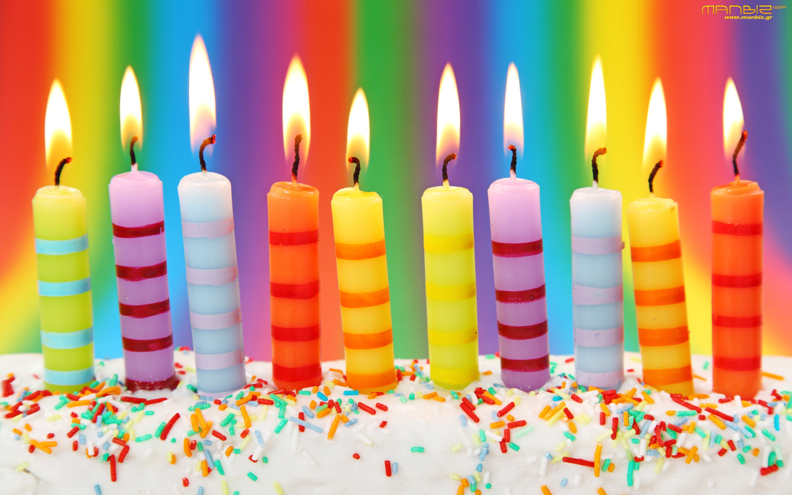 Праздники юбилеи дни рождения. Свечки на день рождения. Свечи для торта. Свеча с днем рождения. Торт со свечками.